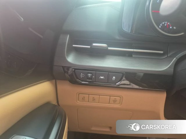 Kia Carnival 4th generation id 4987136 из Кореи 9