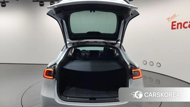 Tesla Model Y id 4400647 из Кореи 9