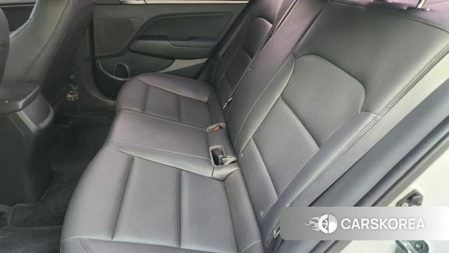 Hyundai Avante AD id 4969656 из Кореи 9