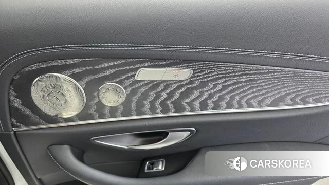 Mercedes-Benz E-Class W213 id 4981308 из Кореи 9