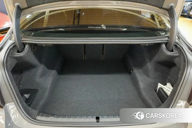 BMW 5 Series (G30) id 5041162 из Кореи 9