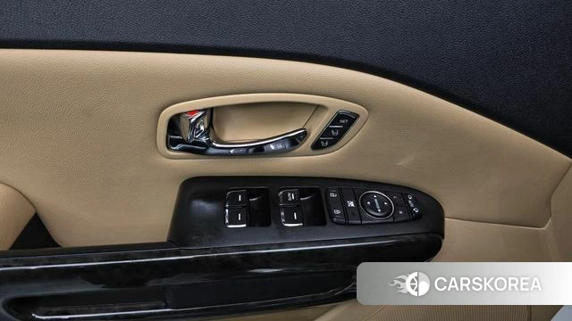 Kia The New Carnival id 4967725 из Кореи 9
