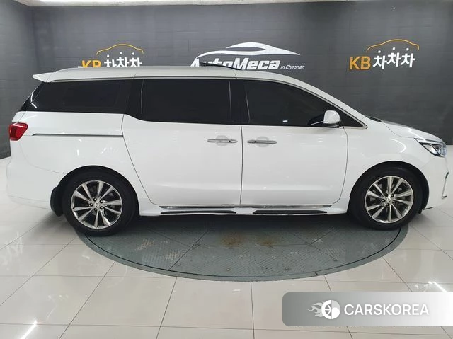 Kia The New Carnival id 5023954 из Кореи 9