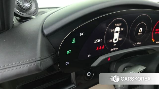 Porsche Taycan id 4745921 из Кореи 9