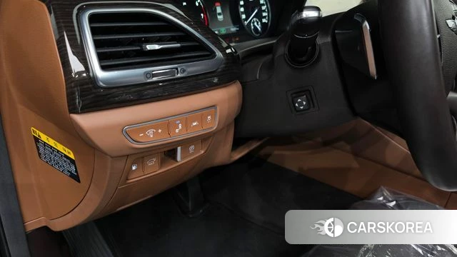 Genesis G90 id 5004364 из Кореи 9