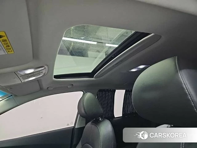 Kia Niro id 5054781 из Кореи 9