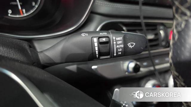 Genesis The New G70 id 4986776 из Кореи 9