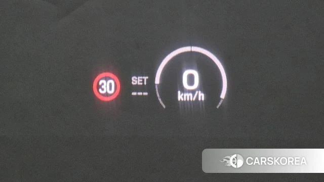 Porsche Makan EV id 4980164 из Кореи 9