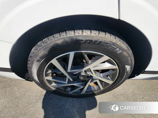 Hyundai Grandeur (GN7) id 3914717 из Кореи 9