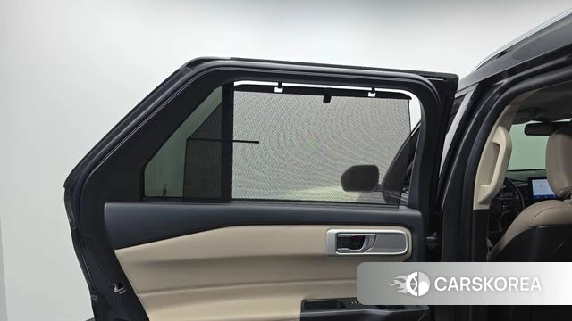 Ford Explorer 6th Generation id 4918373 из Кореи 9