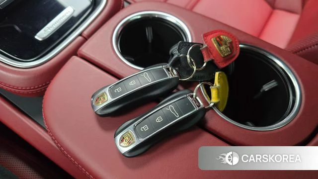 Porsche Panamera (971) id 4987749 из Кореи 9