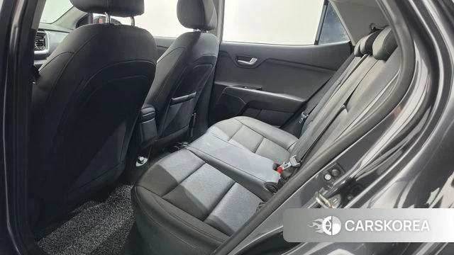 Kia Stonic id 5014029 из Кореи 9