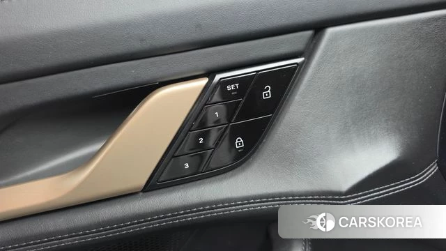 Porsche Taycan id 4942777 из Кореи 9