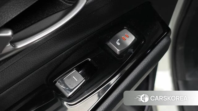 Ssangyong Beautiful Korando id 5028773 из Кореи 9