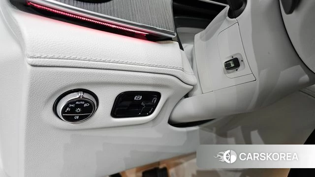 Mercedes-Benz EQE SUV X294 id 5011658 из Кореи 9