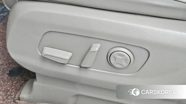 Kia Carnival 4th generation id 5028204 из Кореи 9