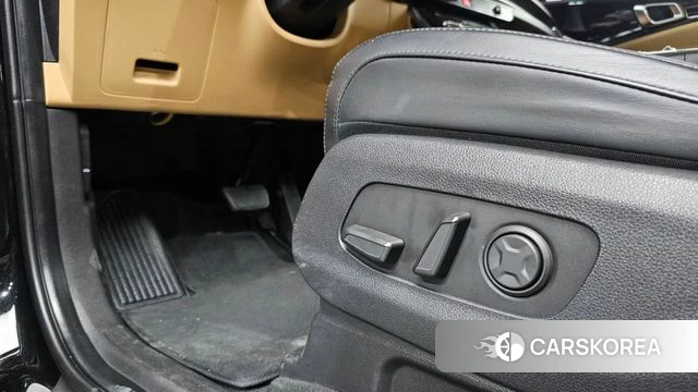 Kia Carnival 4th generation id 4982365 из Кореи 9