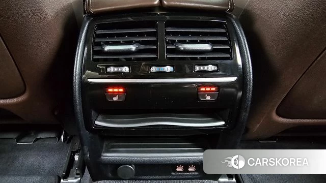 BMW 5 Series (G30) id 5041301 из Кореи 9