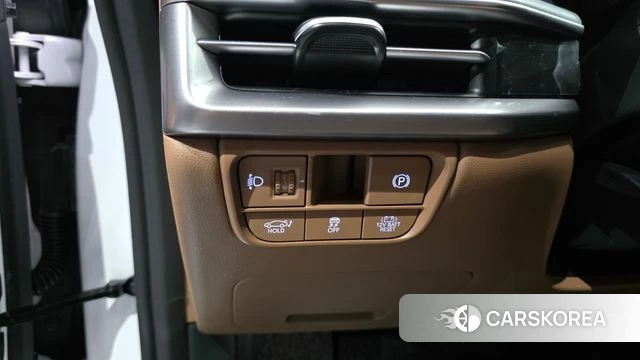 Hyundai Grandeur Hybrid (GN7) id 4996326 из Кореи 9