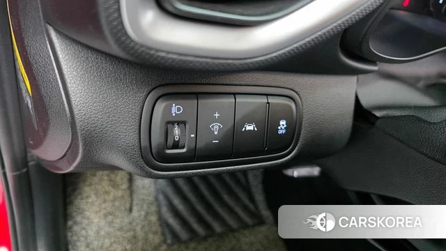 Hyundai Venue id 5035366 из Кореи 9