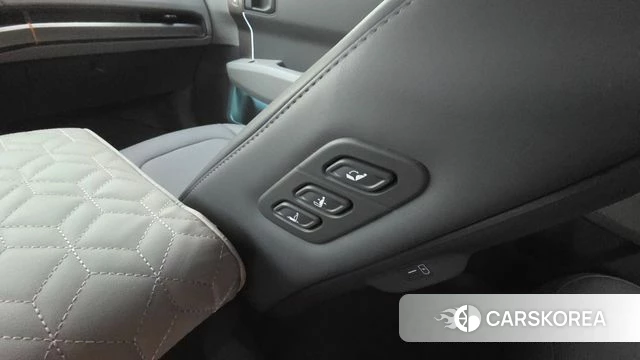 Kia EV3 id 4980386 из Кореи 9
