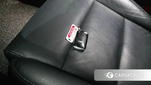 Kia Come New K7 id 5042247 из Кореи 9