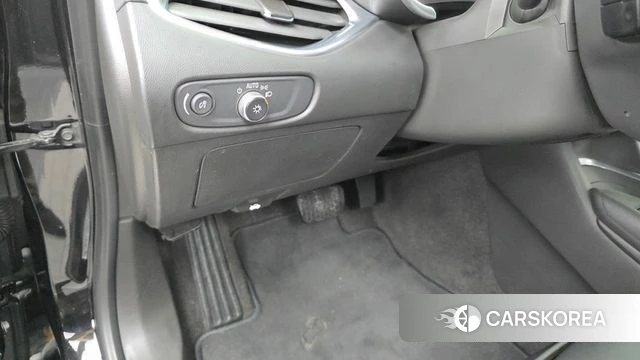 Chevrolet (GM Daewoo) The New Malibu id 4930808 из Кореи 9