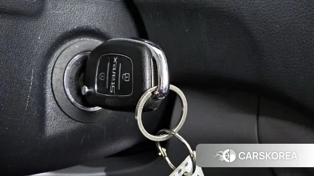 Hyundai The New Grand Starex id 3646894 из Кореи 9