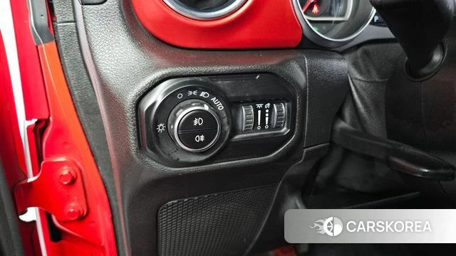 Jeep Wrangler (JL) id 4951936 из Кореи 9