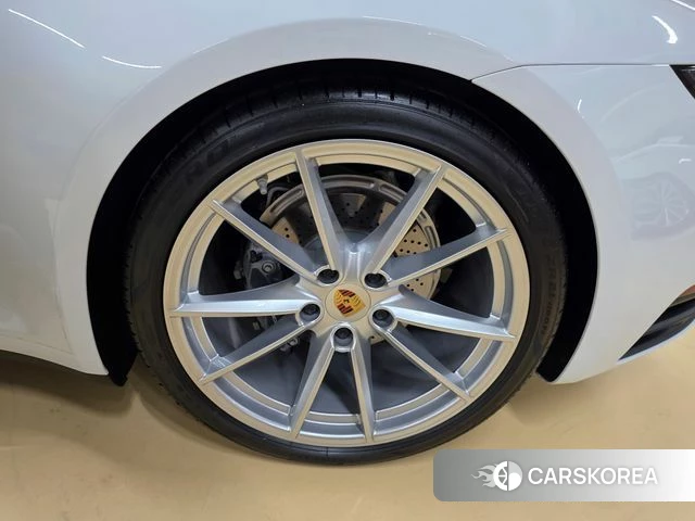 Porsche 911(992) id 4966646 из Кореи 9