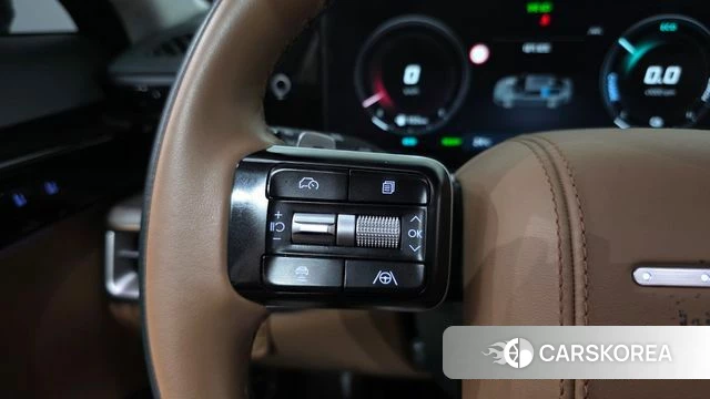 Hyundai Grandeur Hybrid (GN7) id 4980436 из Кореи 9