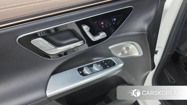 Mercedes-Benz EQE SUV X294 id 5011642 из Кореи 9