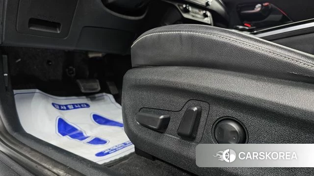 Kia Niro EV id 4997532 из Кореи 9