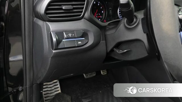 Hyundai Veloster (JS) id 4986608 из Кореи 9