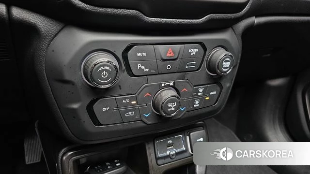 Jeep Renegade id 5023755 из Кореи 9