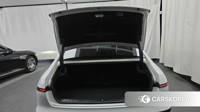 Hyundai Grandeur (GN7) id 4792681 из Кореи 9