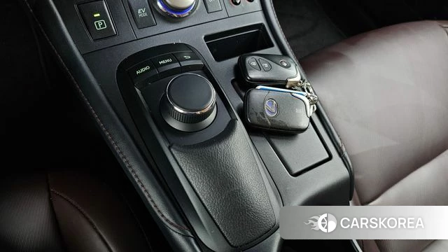 Lexus CT200h id 5018834 из Кореи 9