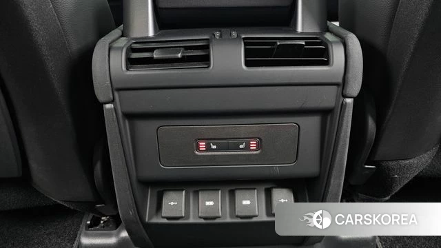 Land Rover Defender (L663) id 5041220 из Кореи 9