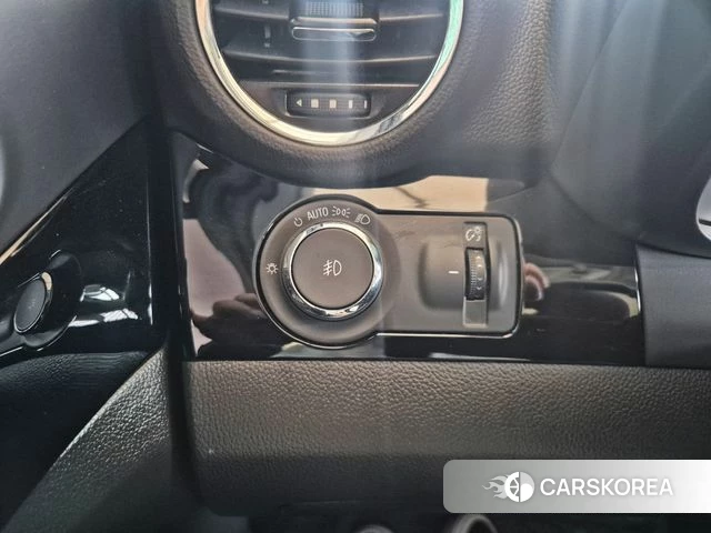 Chevrolet (GM Daewoo) Orlando id 4760516 из Кореи 9