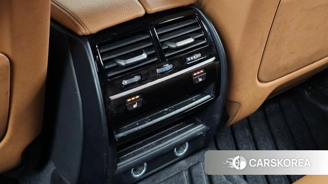 BMW 5 Series (G30) id 5014145 из Кореи 9