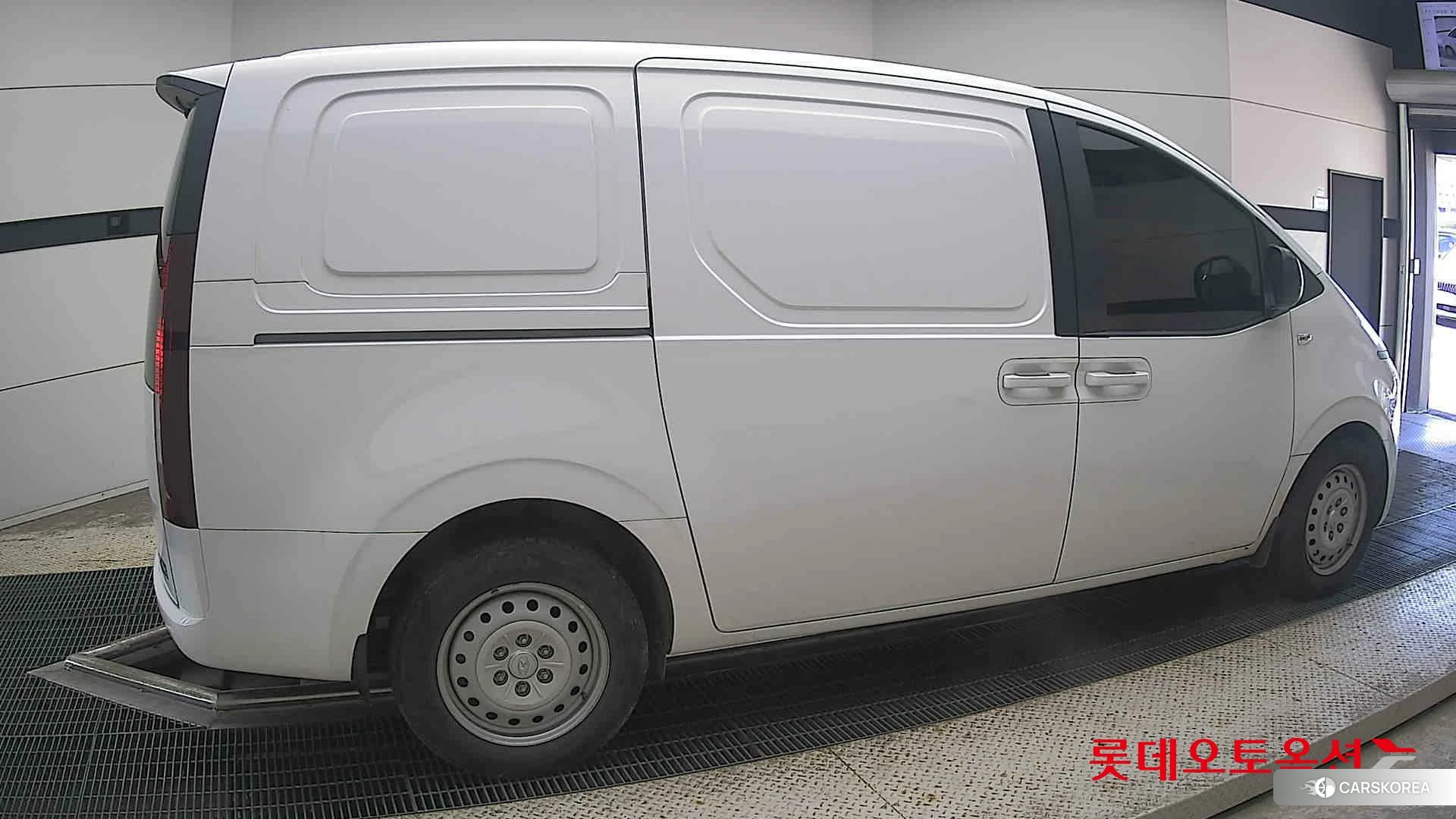 Hyundai Staria id 4990036 из Кореи 9