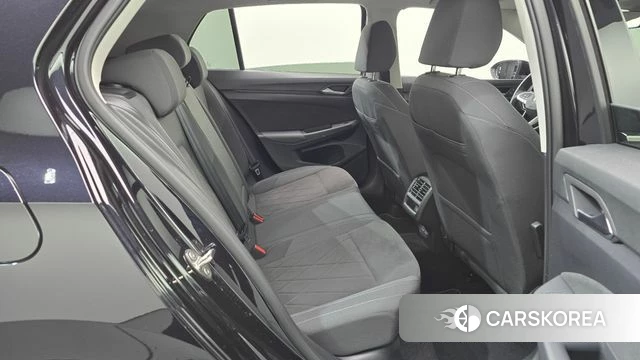Volkswagen Golf 8th Generation id 5002040 из Кореи 9