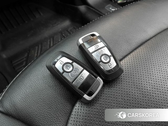 Ford Explorer id 4930872 из Кореи 9