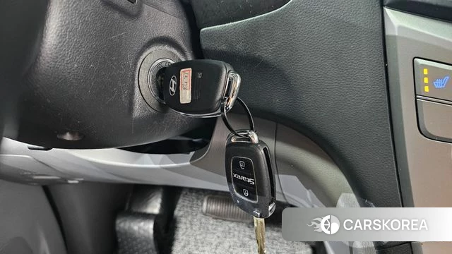 Hyundai The New Grand Starex id 4637290 из Кореи 9
