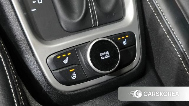 Hyundai Venue id 5060657 из Кореи 9