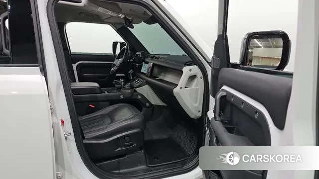 Land Rover Defender (L663) id 3788047 из Кореи 9