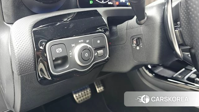 Mercedes-Benz A-Class W177 id 4934679 из Кореи 9