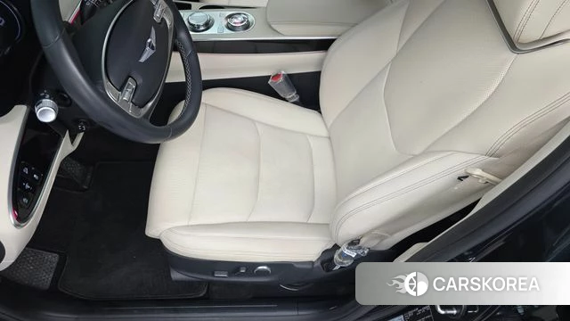 Genesis GV70 id 4987133 из Кореи 9