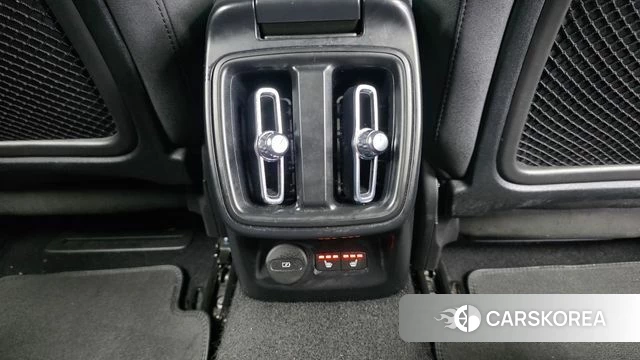 Polestar Polestar 2 id 5003012 из Кореи 9