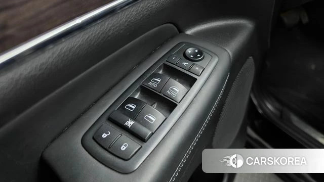 Jeep Grand Cherokee id 4997810 из Кореи 9